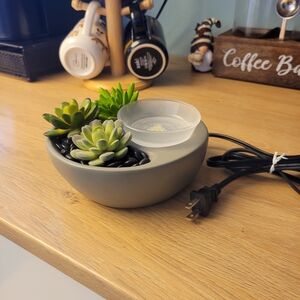 Scentsy Little Garden Warmer